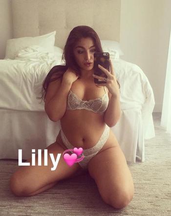 , 19  female escort, London