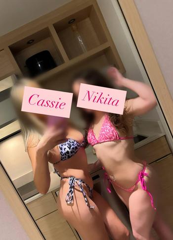 C A S S I E, 24 Mixed female escort, London ON