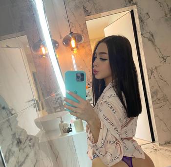 Lina eve, 21 Caucasian/White female escort, London ON