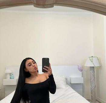 Yamillca, 26 Caucasian/White female escort, London ON