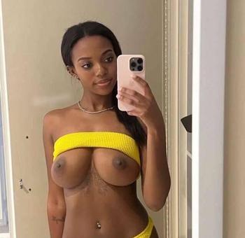 Chanel, 21 Black female escort, London ON