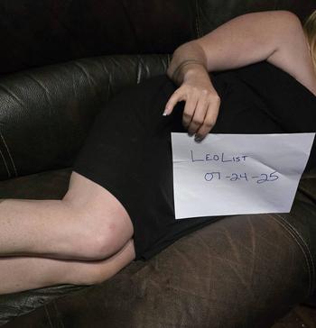 Skylin, 36 Caucasian/White female escort, London ON