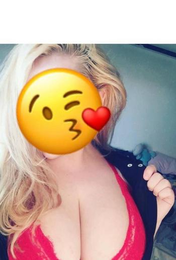 Candy, 24 Caucasian female escort, London